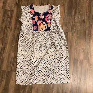 Floral with white and black dress